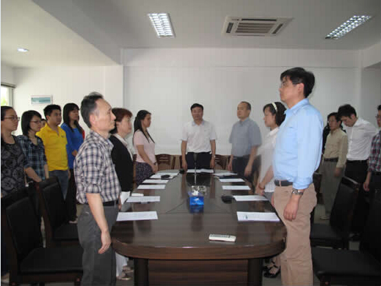 太阳城召开党总支换届选举大会
